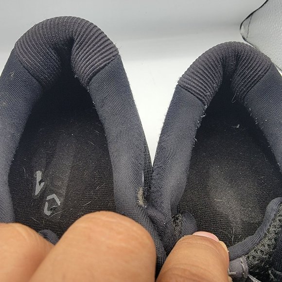 Brooks Beast 20 Shoes Mens 9 Wide Black Athletic Running Walking Sneaker - Picture 11 of 12